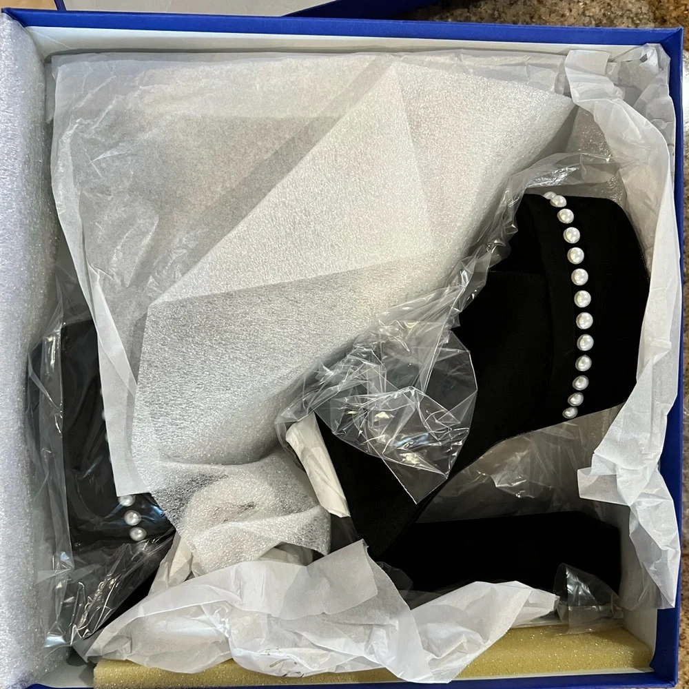Stuart Weitzman Skyhigh Pearl Platform Slide Mule –Black –Size 39 / 8.5B US– NIB